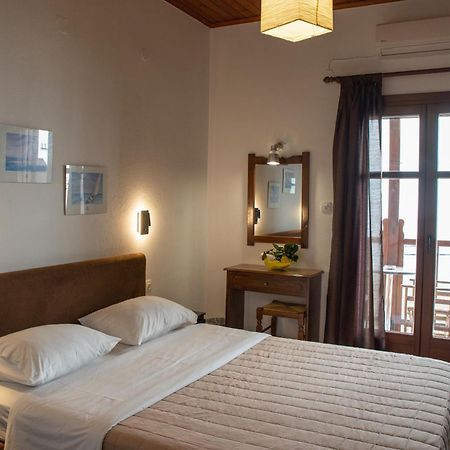Hotel Cleopatra Chorefton Bagian luar foto