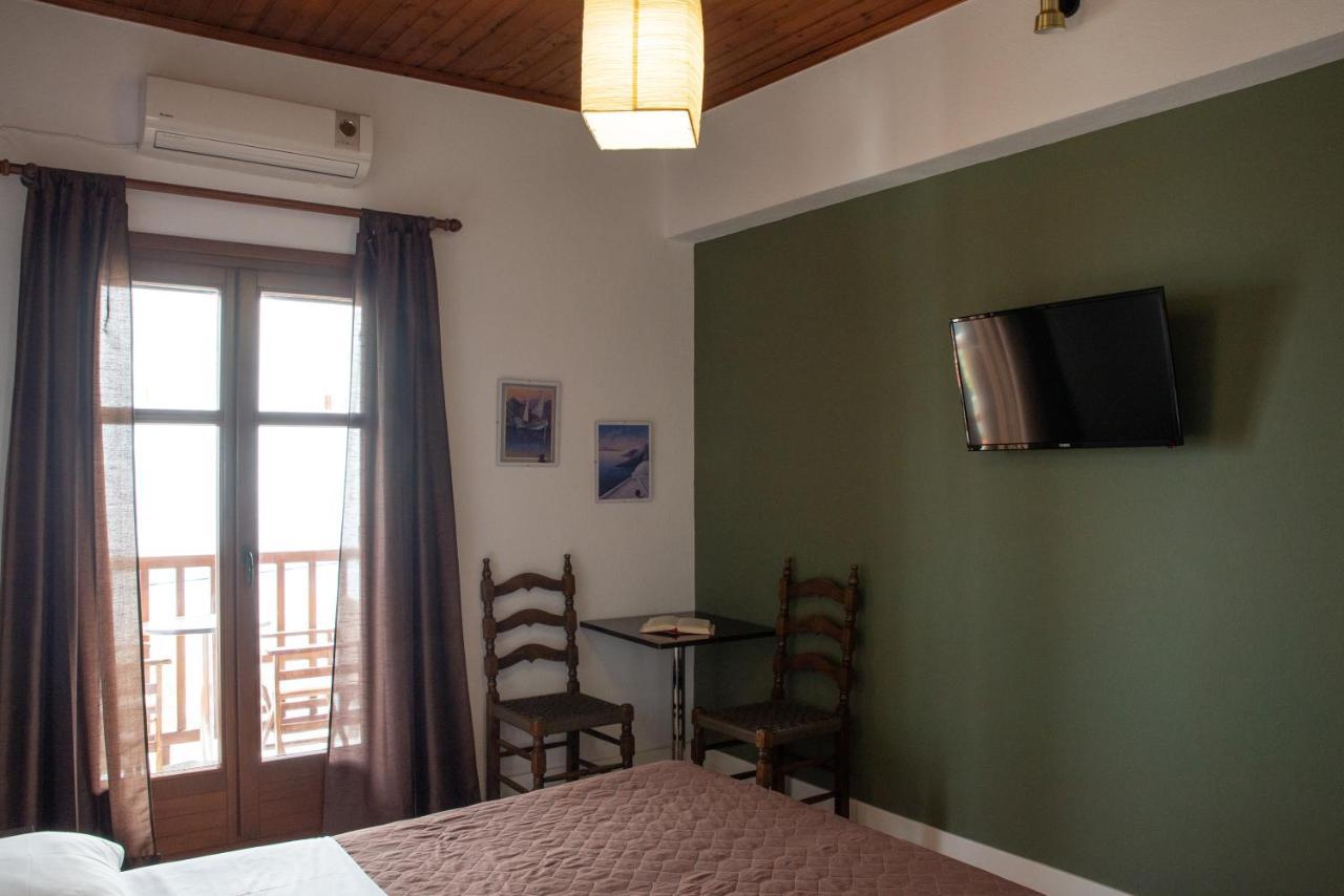 Hotel Cleopatra Chorefton Bagian luar foto