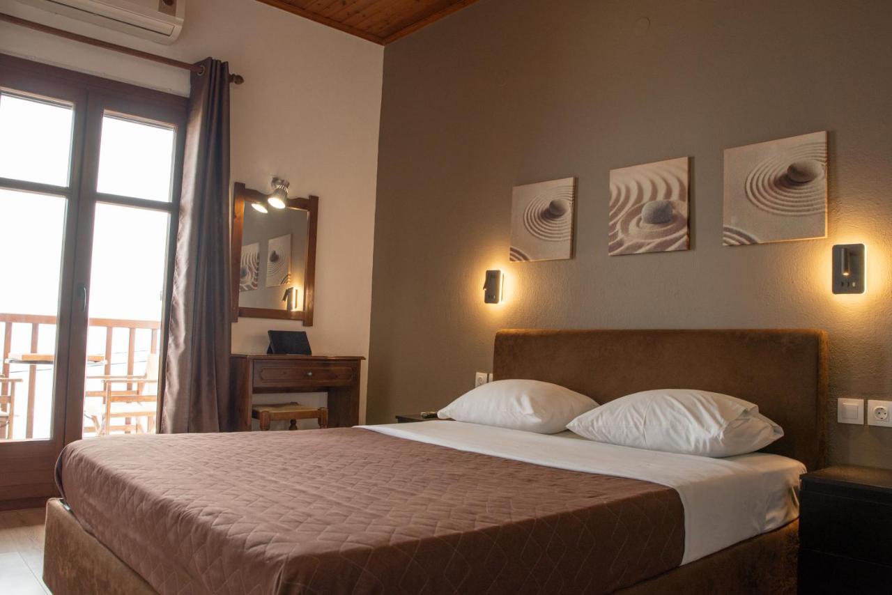 Hotel Cleopatra Chorefton Bagian luar foto