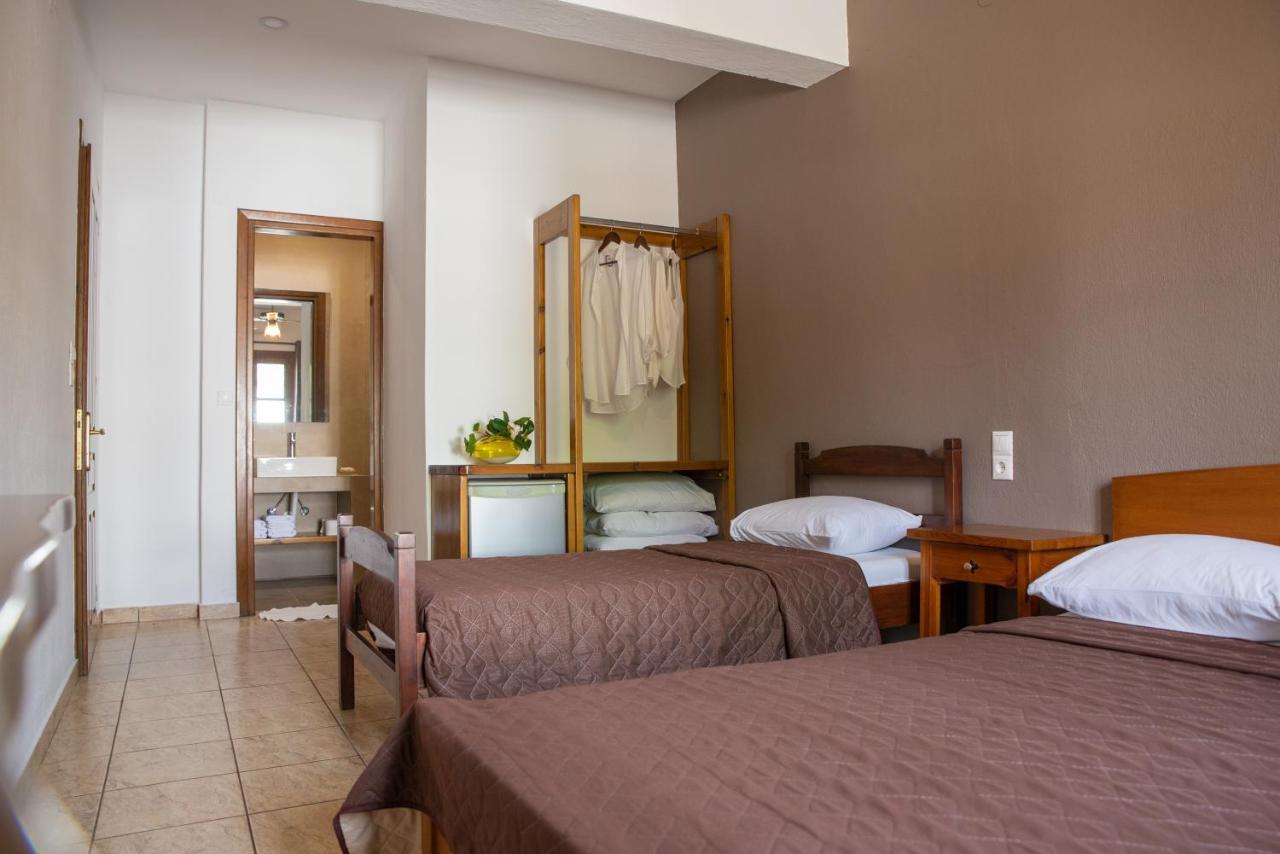 Hotel Cleopatra Chorefton Bagian luar foto