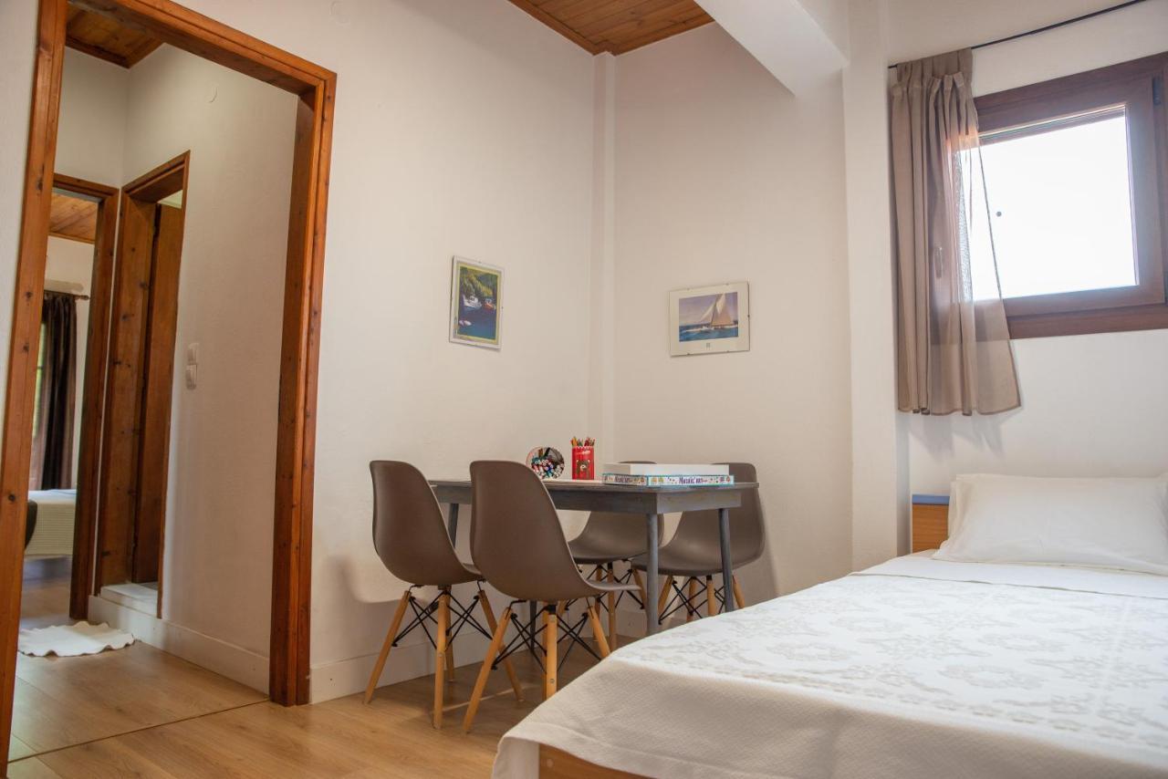 Hotel Cleopatra Chorefton Bagian luar foto